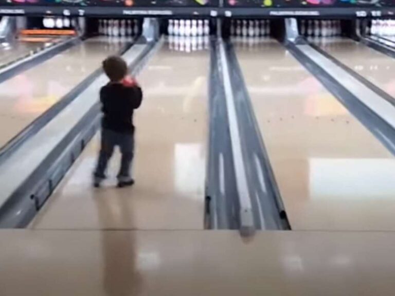 The Most Hilarious Bowling Fails You’ll Ever See